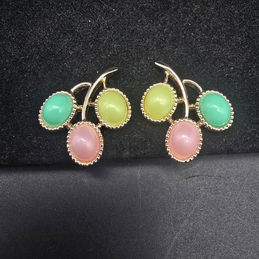 Sarah Coventry Candy Landy Clip On Earrings Pastel Gold Tone Spring Easter